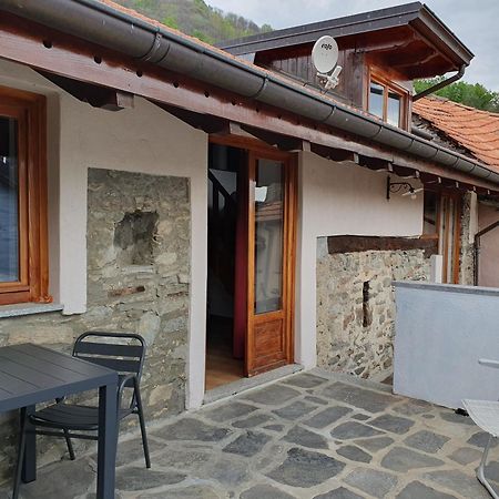 Appartamenti Vacanze E Camere Roccetta Fiorita Pettenasco Kamer foto