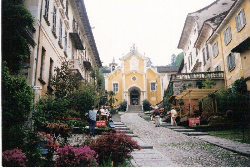 Appartamenti Vacanze E Camere Roccetta Fiorita Pettenasco Buitenkant foto