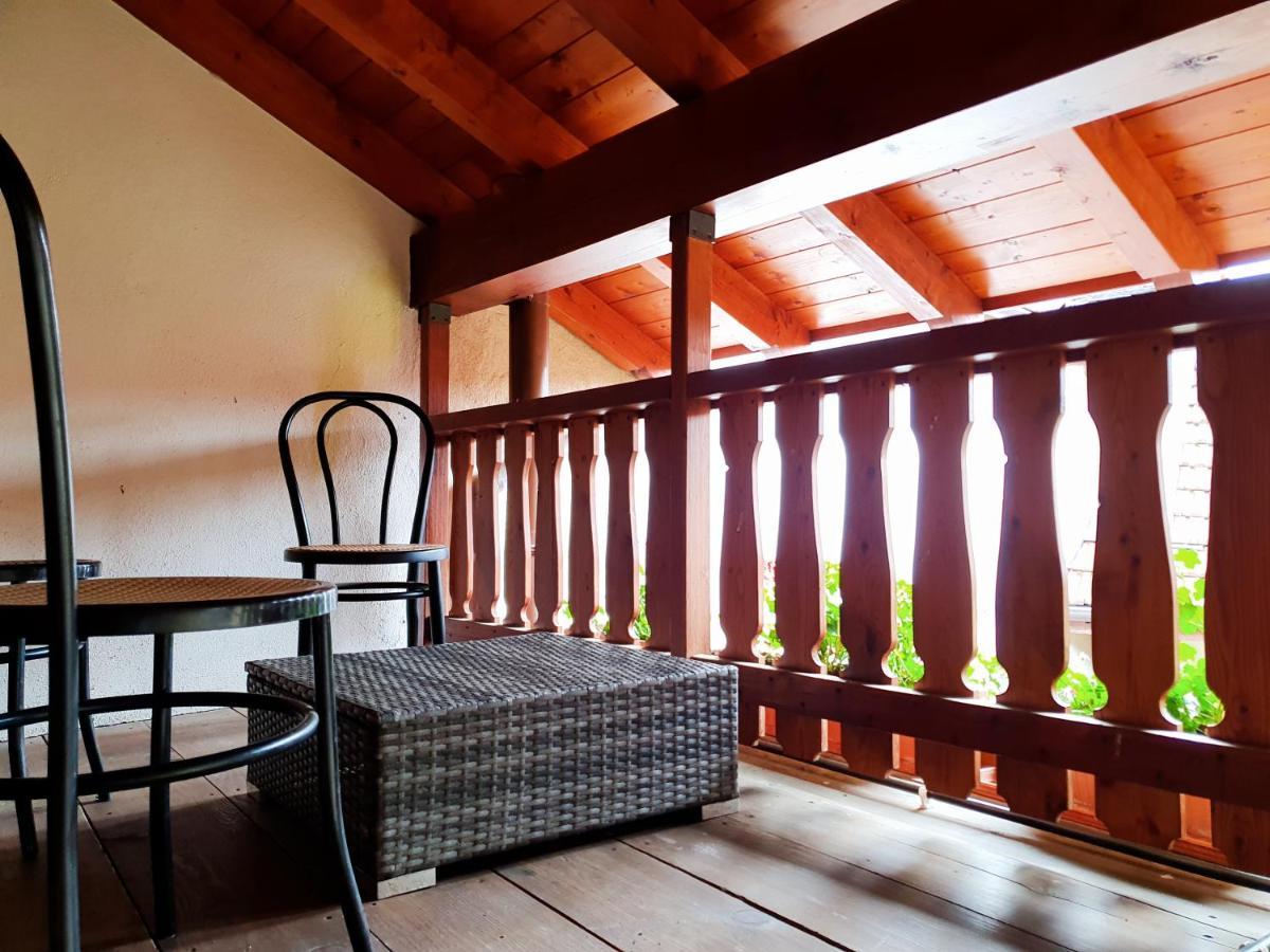Appartamenti Vacanze E Camere Roccetta Fiorita Pettenasco Kamer foto
