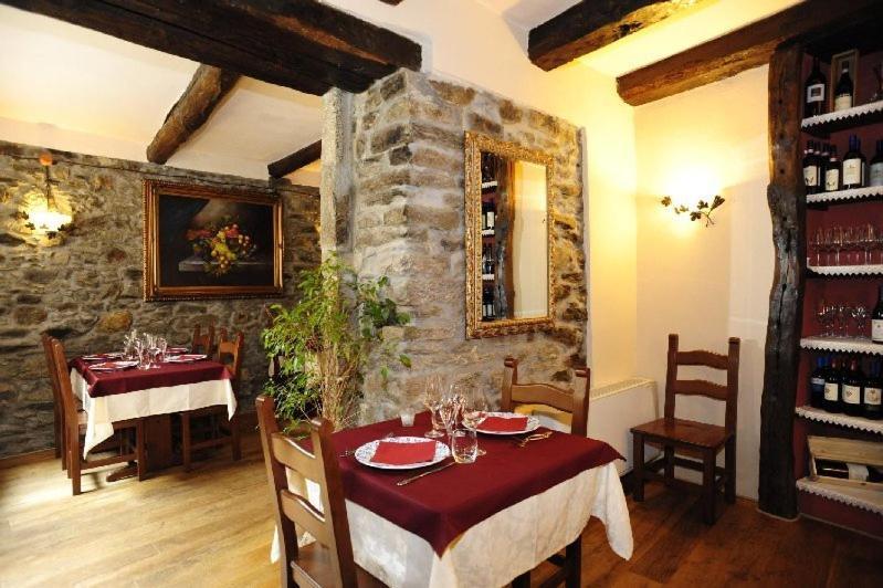 Appartamenti Vacanze E Camere Roccetta Fiorita Pettenasco Buitenkant foto